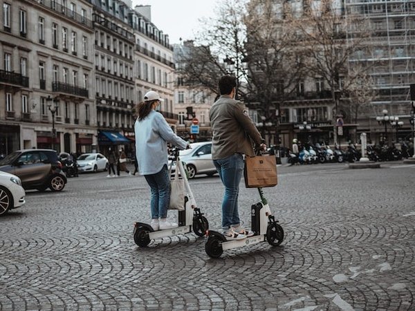 Comment se déplacer facilement et à moindre coût dans une ville en France ?