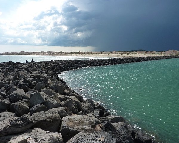 Le Guide Ultime pour Choisir votre Location de Camping au Cap d'Agde : Astuces et Conseils