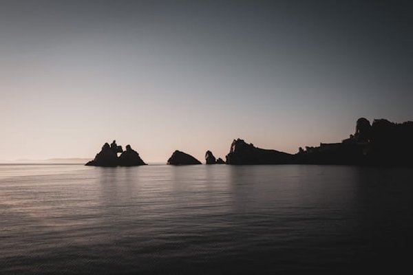 Top 10 des Locations de Vacances à Hyères : Trouvez votre Coin de Paradis !